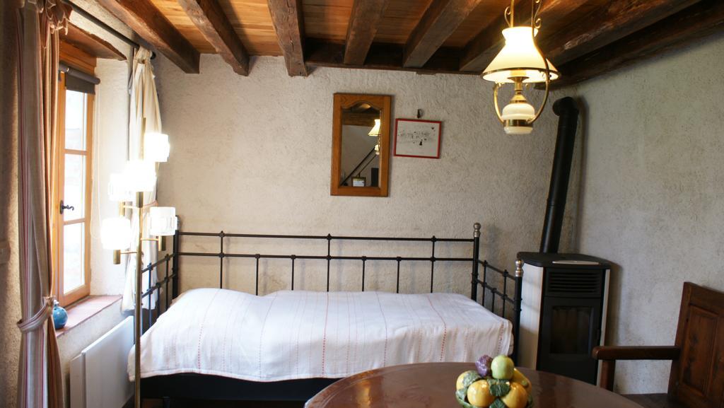 La Maison Bleue Hotel Arquian ภายนอก รูปภาพ